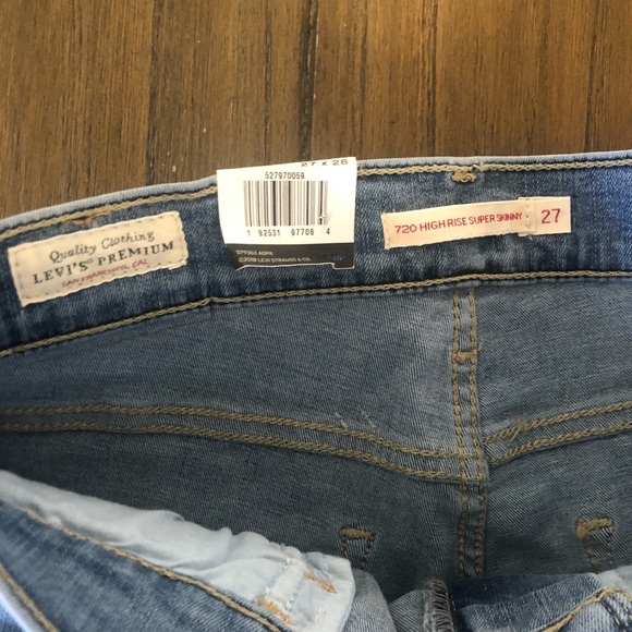 Levi’s 720 high rise super skinny light jeans - Picture 4 of 8